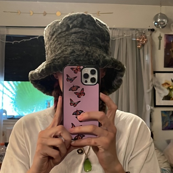 Fabulous fur/ Suède bucket hat main image 6